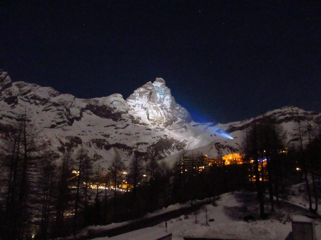 Cervino Valley House Rododendro Breuil-Cervinia Rum bild